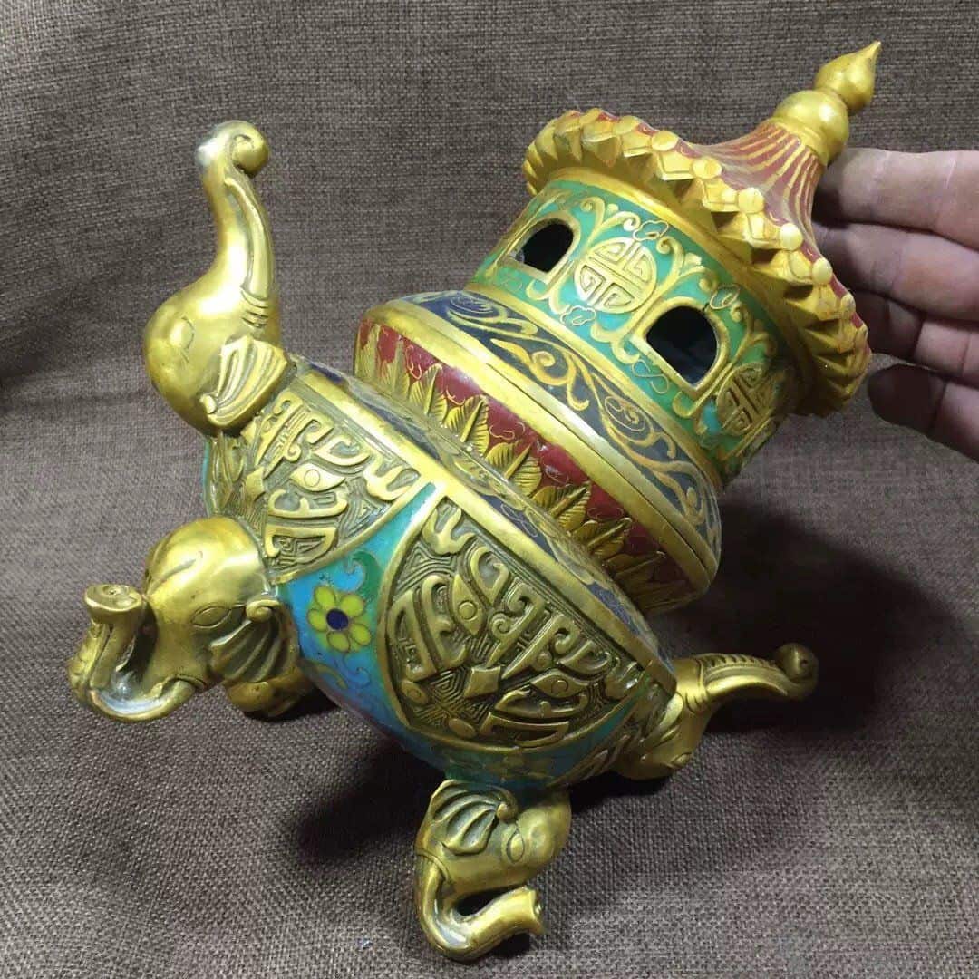 Lư hương đồng xanh